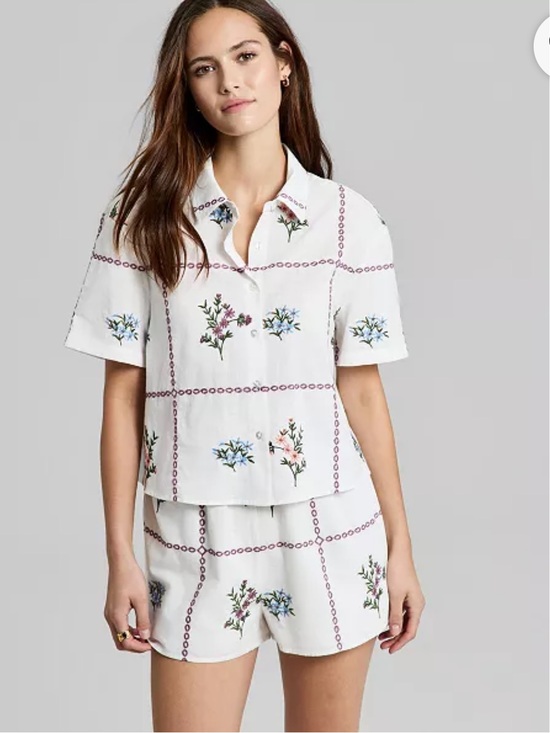 And Now This Pants - And now this Macys Women's White Floral Patchwork Camp Shirt shorts set summer